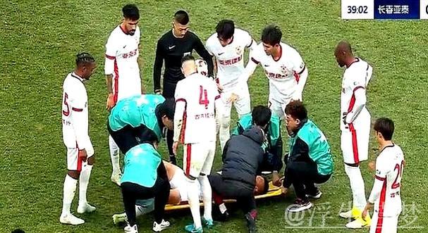 马莱莱传射朱鹏宇进球 亚泰遭遇三连败